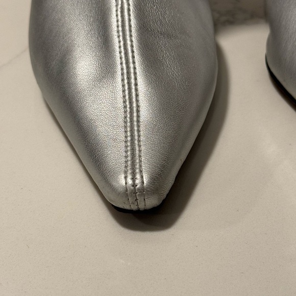 Angel Alarcon Pointed-Toe Kitten-Heel Boots - Picture 5 of 15